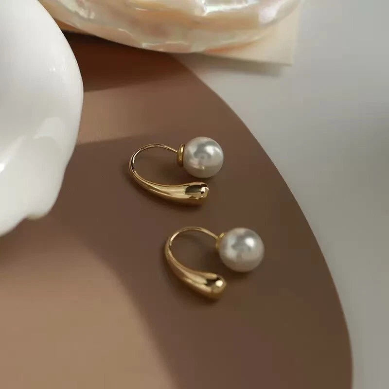 Elegant Waterdrop Pearl Stud Earrings – 18K Gold Plated for Women