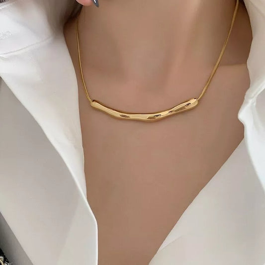 Gold Arc Chain Necklace