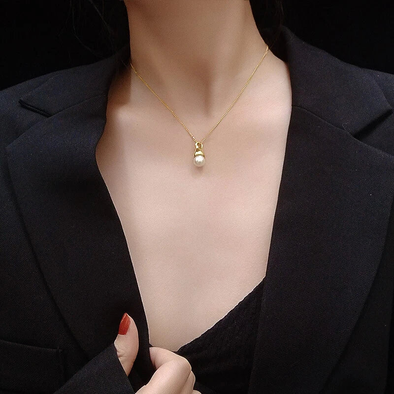 Baroque Pearl Pendant Necklace – 18K Gold Plated