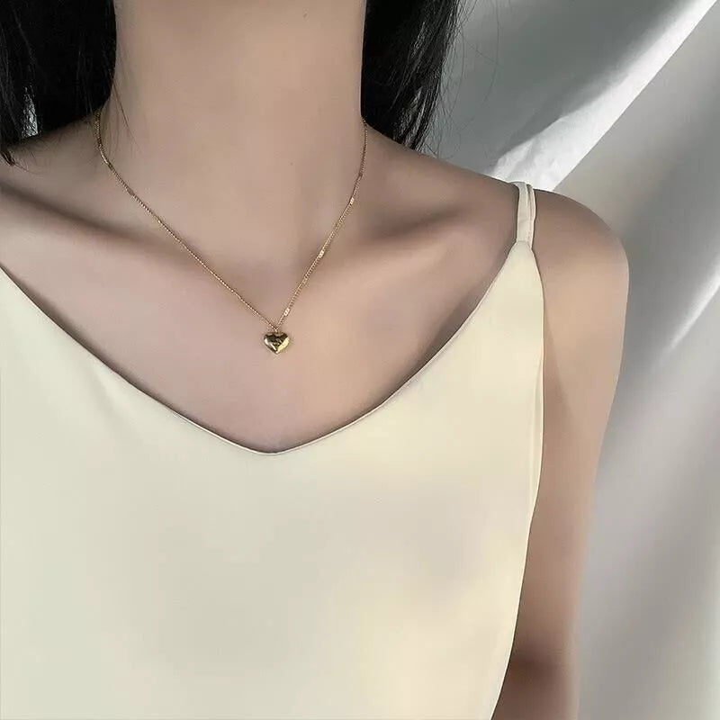 18K Gold Heart Pendant Necklace